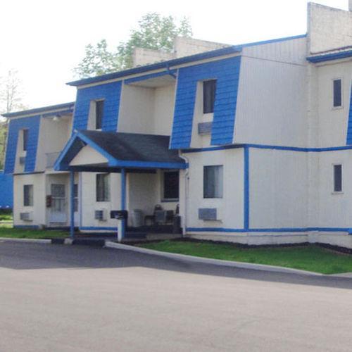 Budget Inn Ontario オンタリオ・センター エクステリア 写真